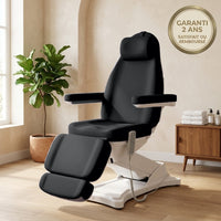 Fauteuil esthétique électrique Stella Premium noir asphalte dans un institut de beauté